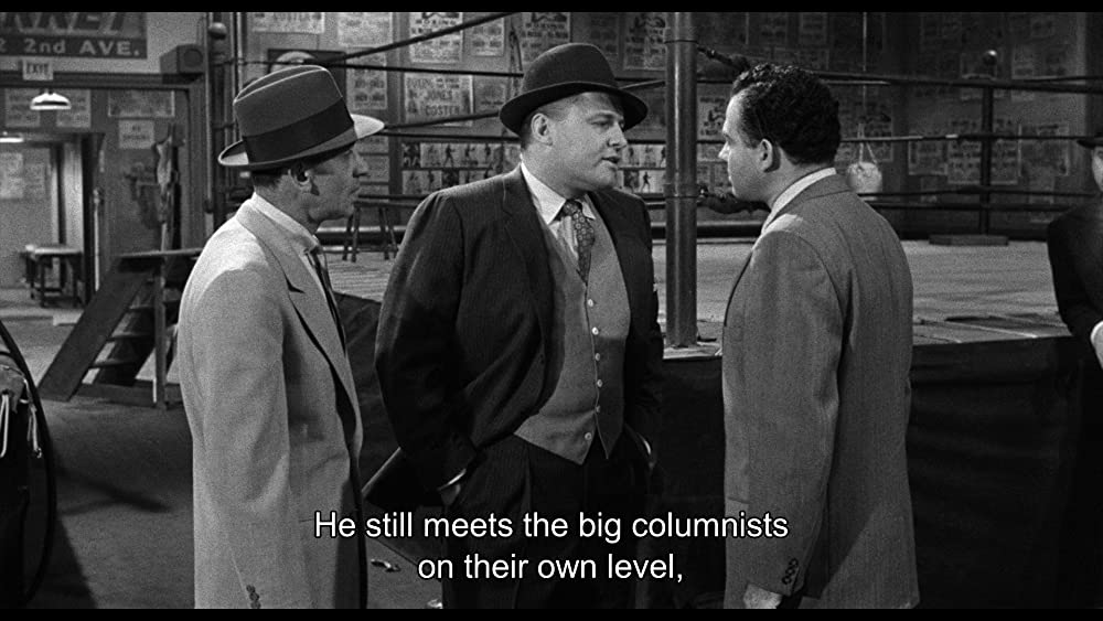 殴られる男の画像