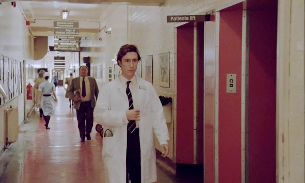 背徳の仮面の画像