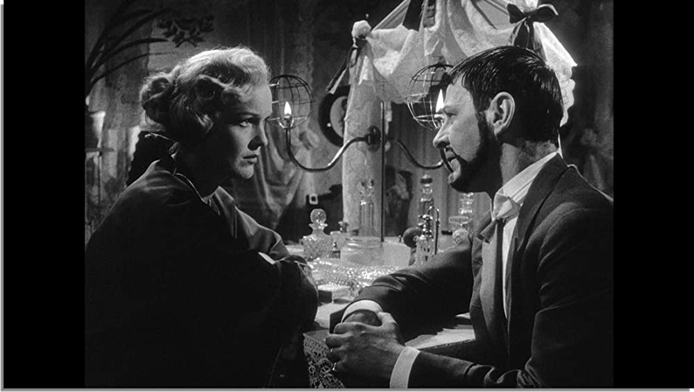 夏の夜は三たび微笑むの画像