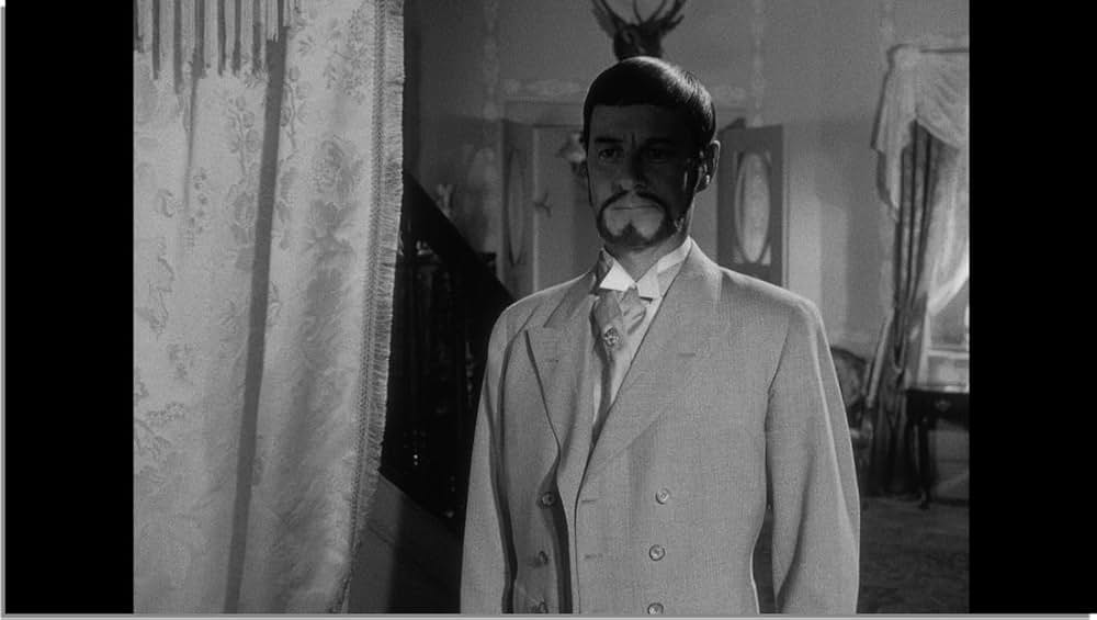 夏の夜は三たび微笑むの画像