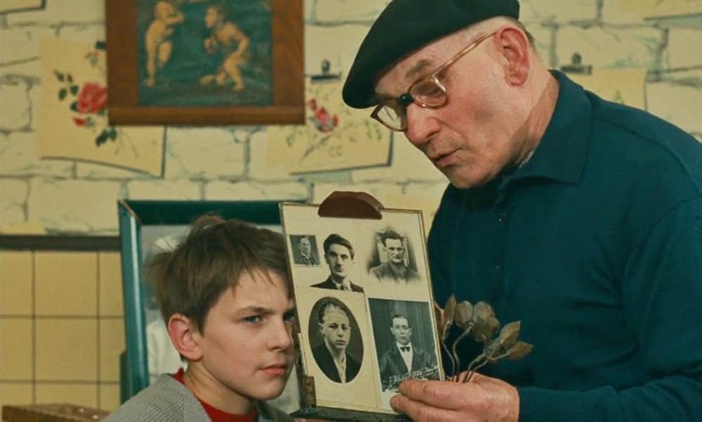 裸の幼年時代の画像