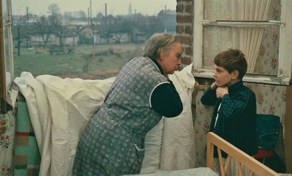 裸の幼年時代の写真