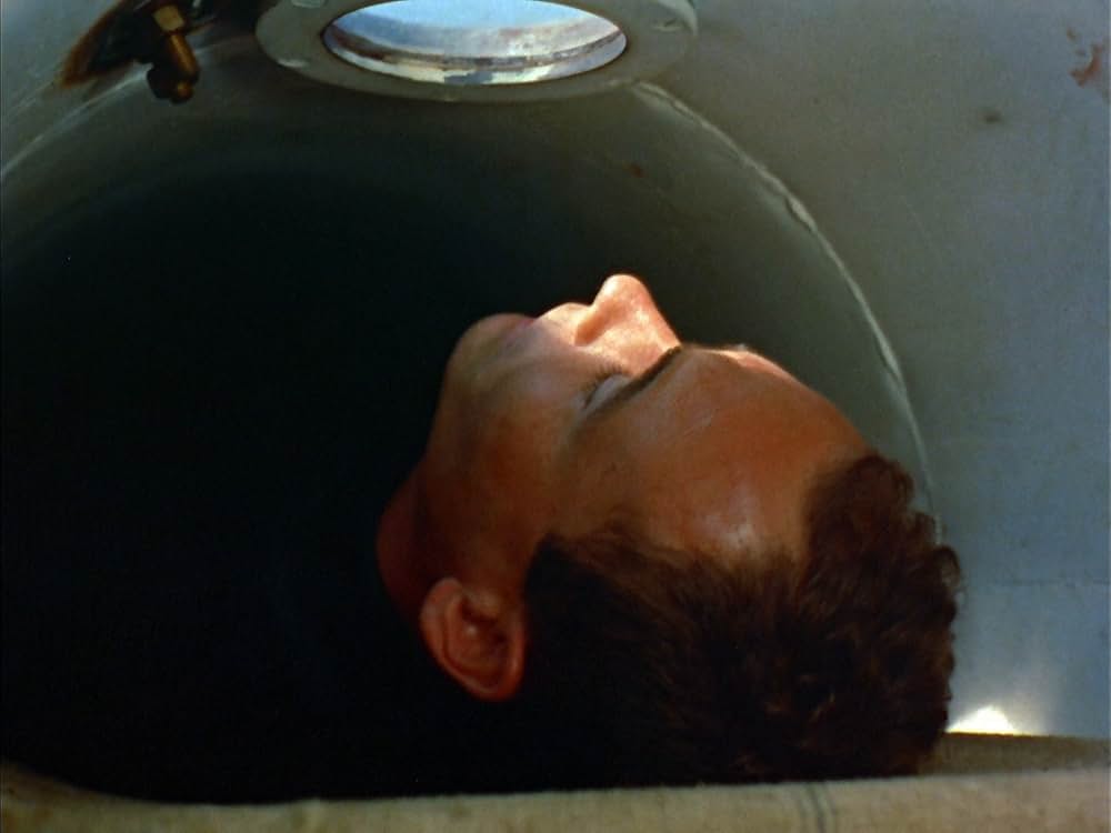 沈黙の世界の画像