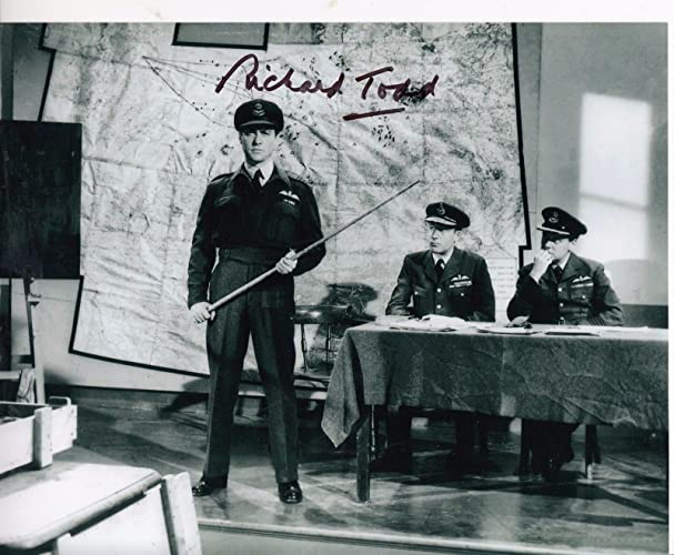 「暁の出撃」リチャード・トッドの画像