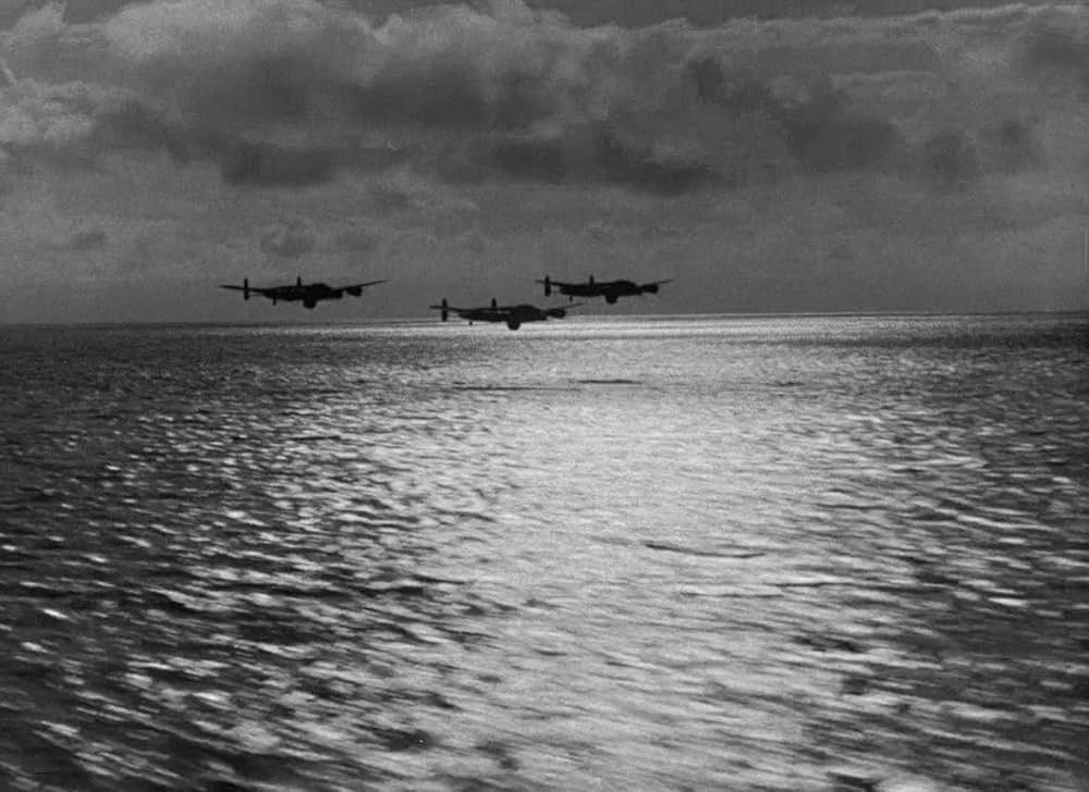 暁の出撃の画像