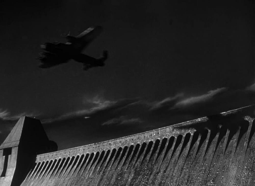 暁の出撃の画像