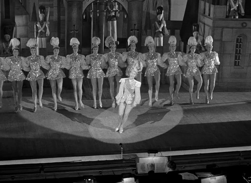 暁の出撃の画像