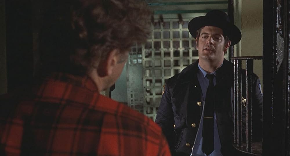 真夜中の男の画像