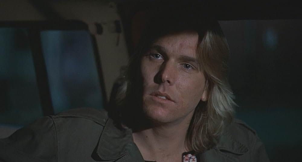 真夜中の男の画像