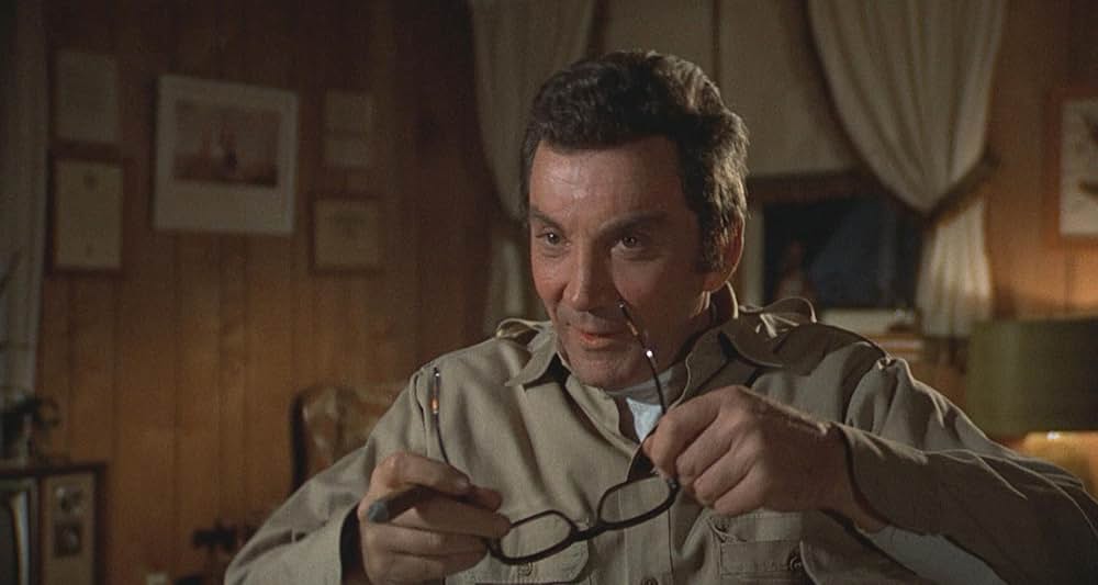 真夜中の男の画像