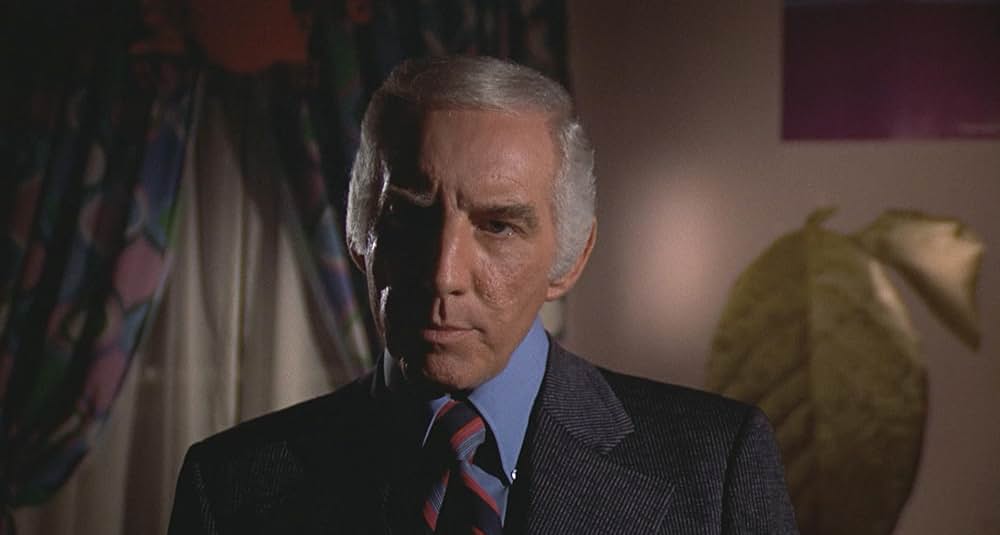 真夜中の男の画像