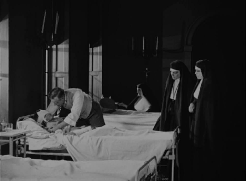 闇に住む女の画像