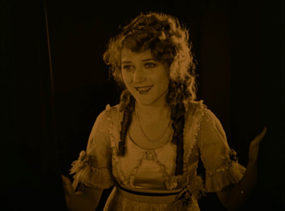 闇に住む女の画像