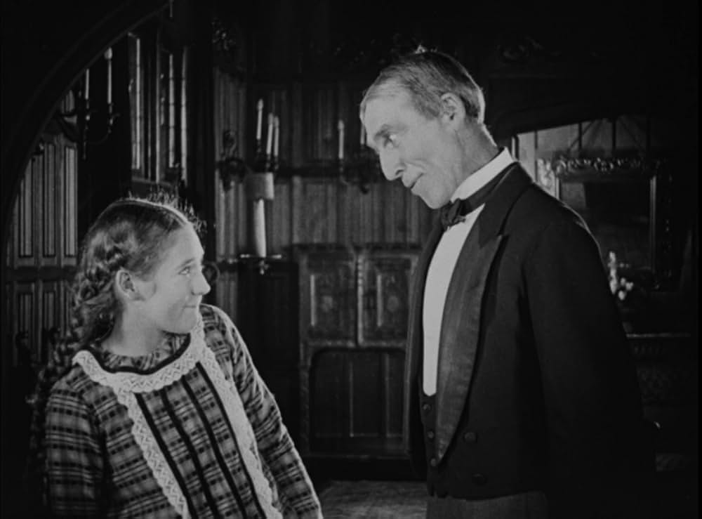 闇に住む女の画像