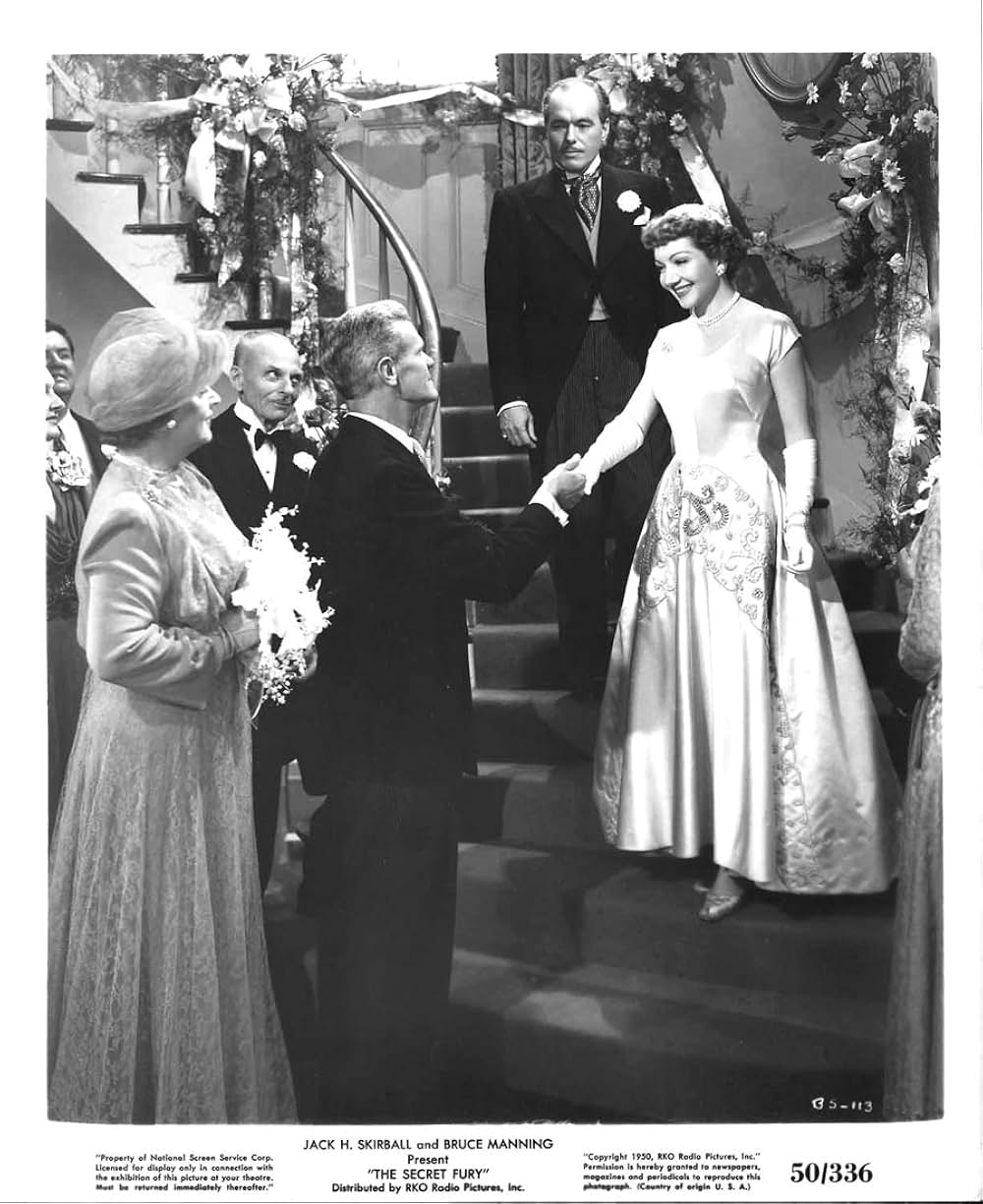 狙われた結婚の画像