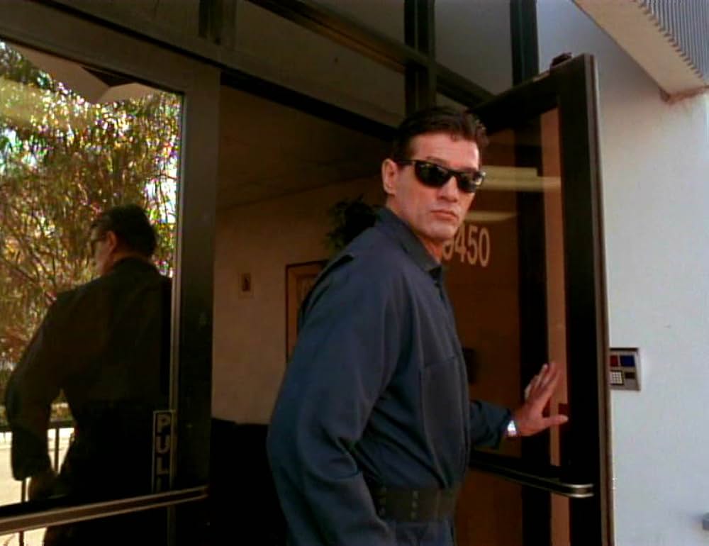 デンジャーゾーン／摩天楼からの脱出の画像