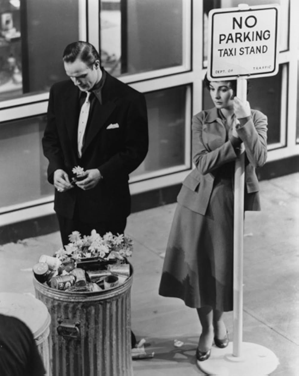 野郎どもと女たちの画像