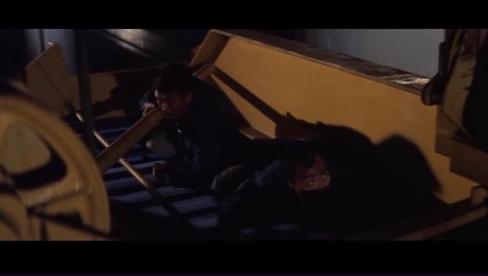 ドラゴンVS不死身の妖婆の画像