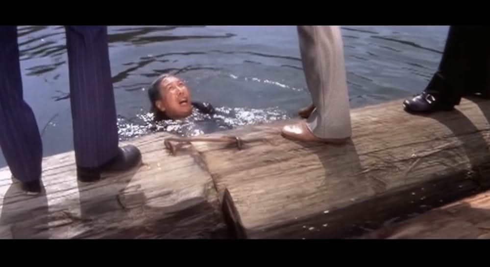 ドラゴンVS不死身の妖婆の画像