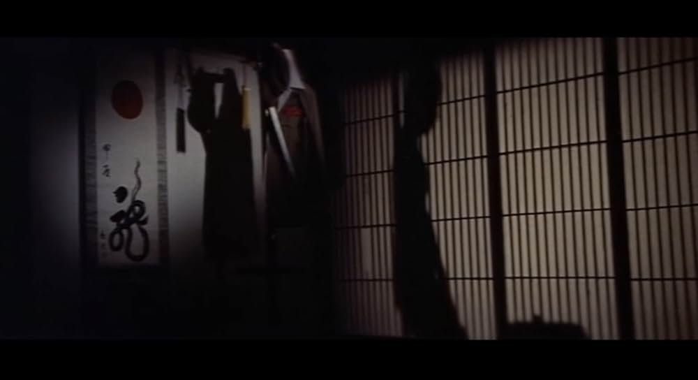 ドラゴンVS不死身の妖婆の画像