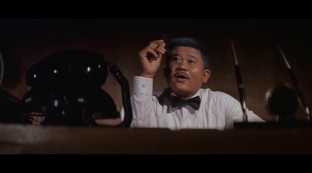 ドラゴンVS不死身の妖婆の画像