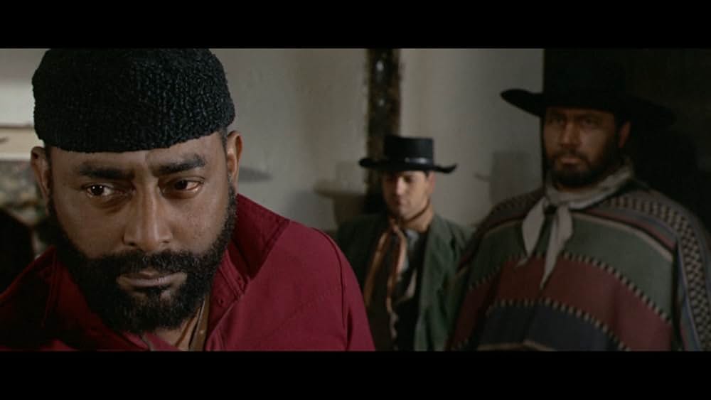 十字架の長い列の画像