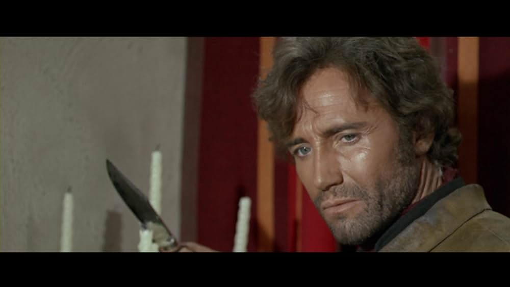 十字架の長い列の画像