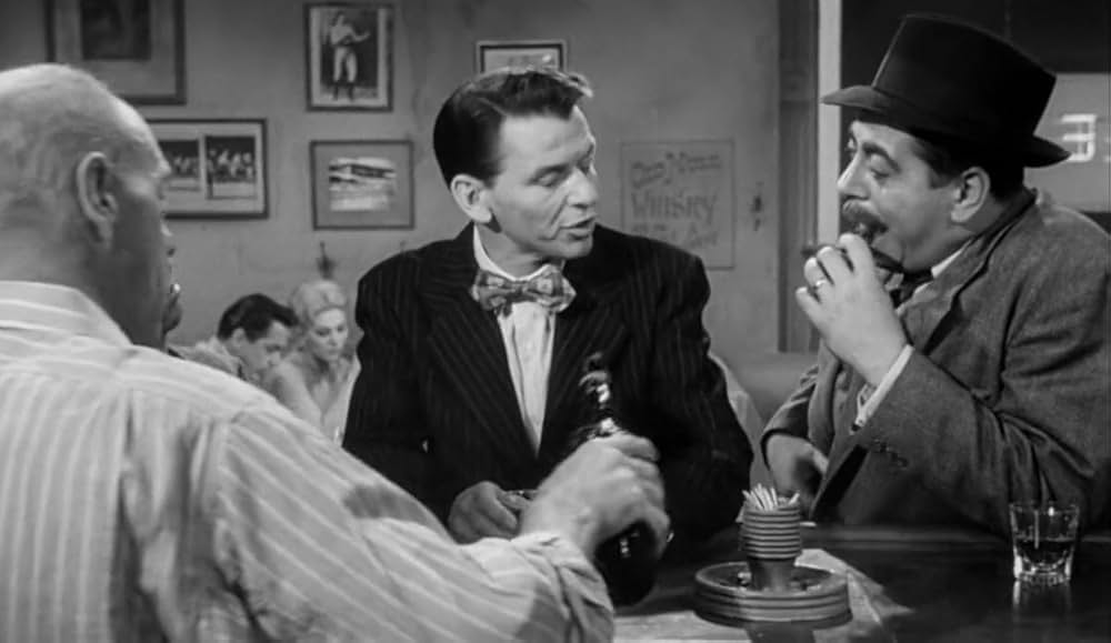 黄金の腕の画像