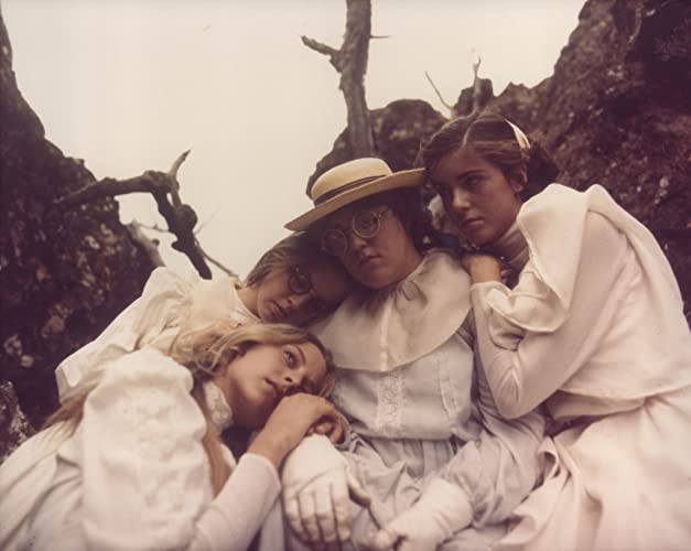 「ピクニックatハンギング・ロック」アン＝ルイーズ・ランバート & Karen Robson & Christine Schuler & Jane Vallisの画像