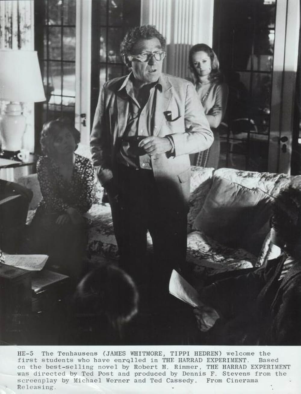 青い接触の画像