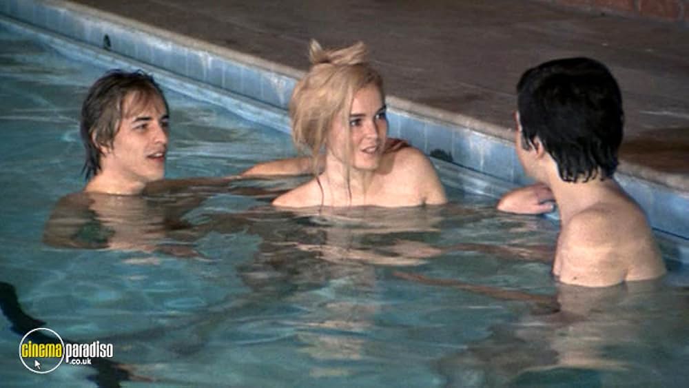 青い接触の画像