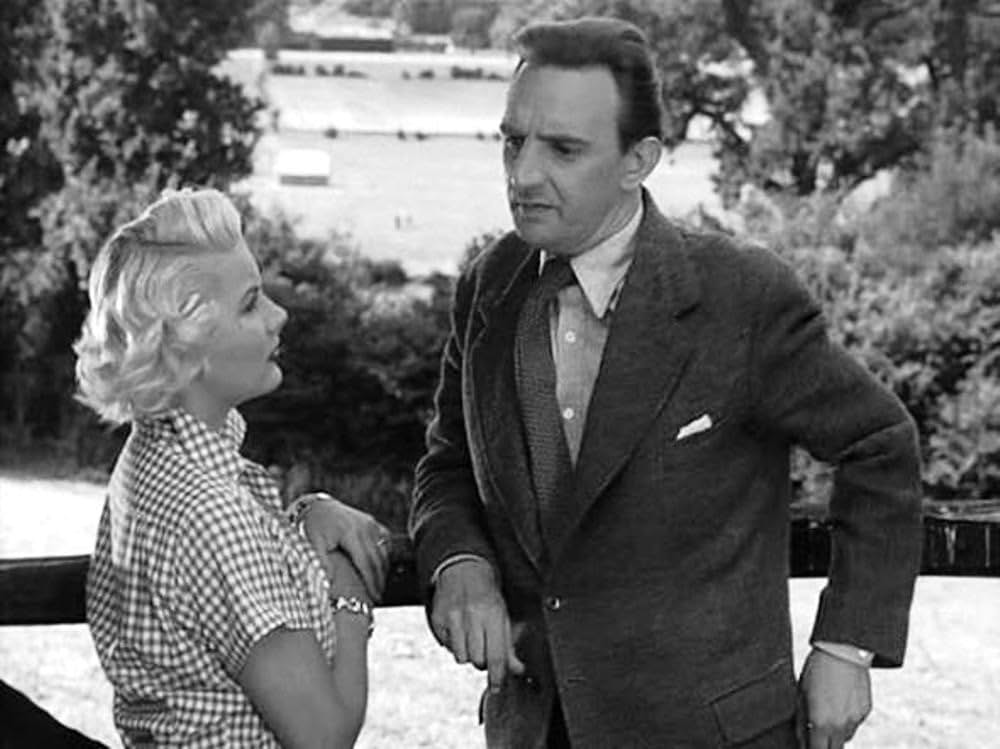 複製人間の恋の画像