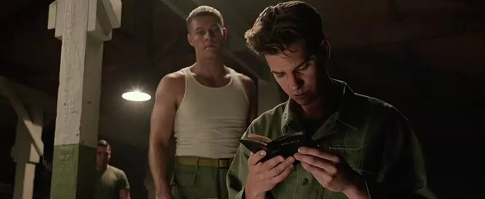 「ハクソー・リッジ」アンドリュー・ガーフィールド & ルーク・ブレイシーの画像