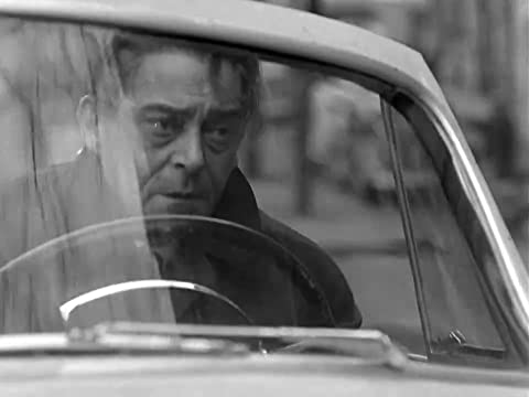 男の争いの画像