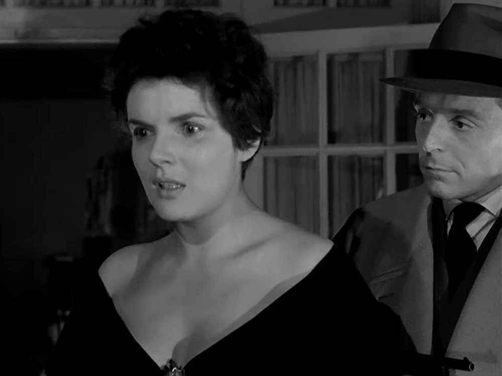 男の争いの画像