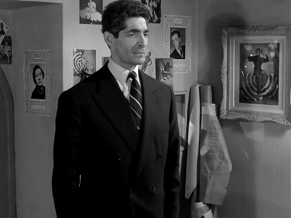 男の争いの画像