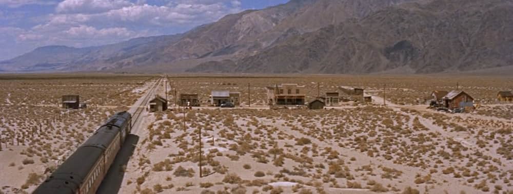 日本人の勲章の画像