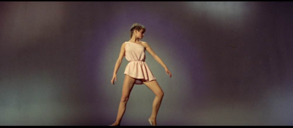 この神聖なお転婆娘の画像