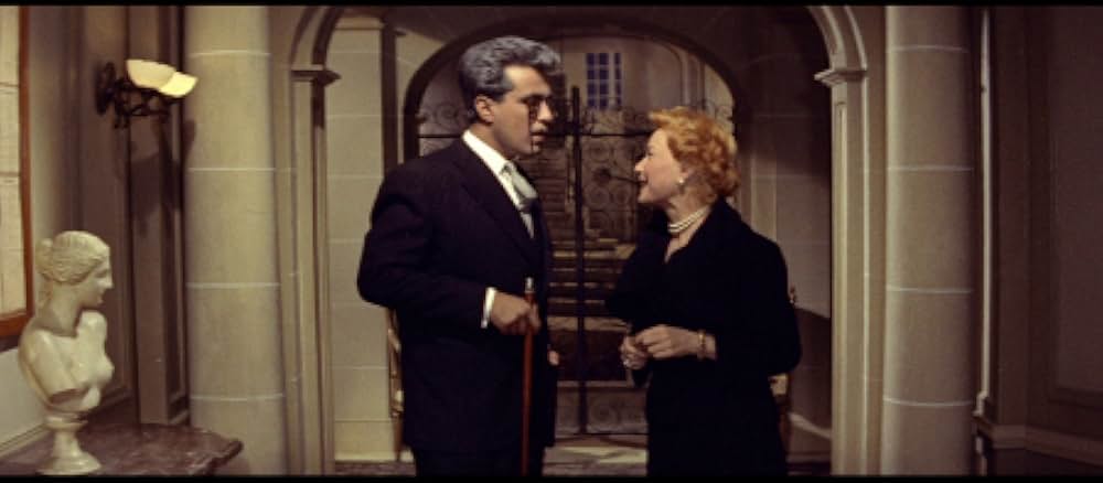 この神聖なお転婆娘の画像