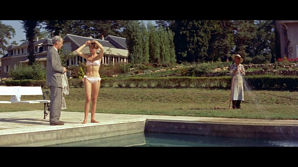 この神聖なお転婆娘の画像