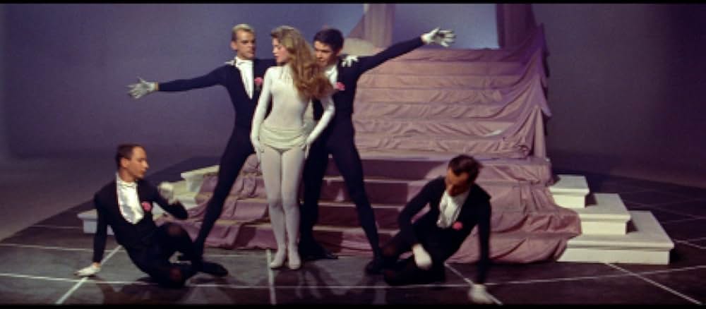 この神聖なお転婆娘の画像