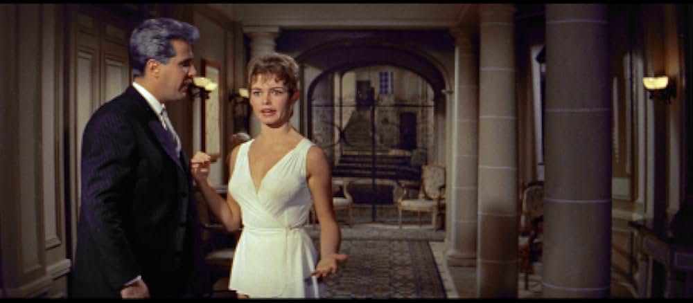 この神聖なお転婆娘の画像