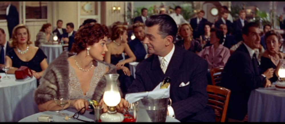 この神聖なお転婆娘の画像