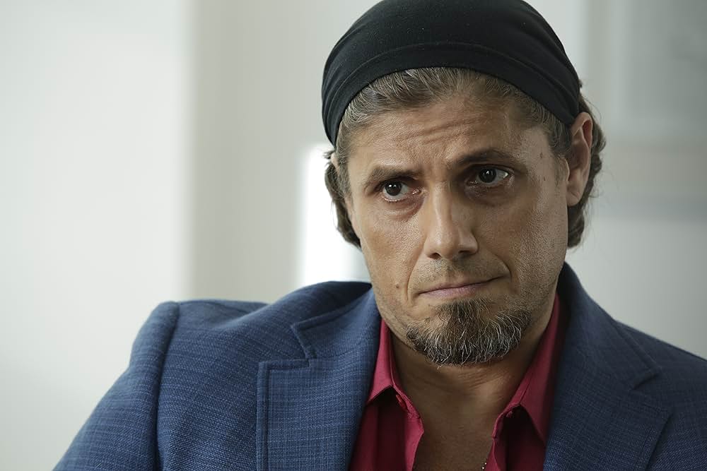 ファルコン・ライジングの写真