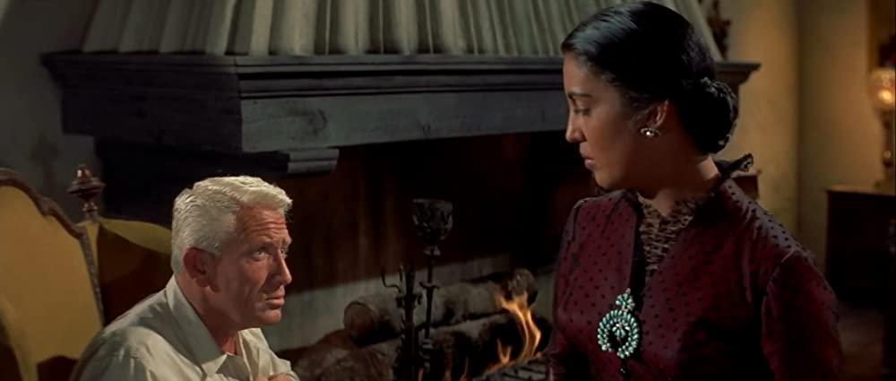 折れた槍の画像