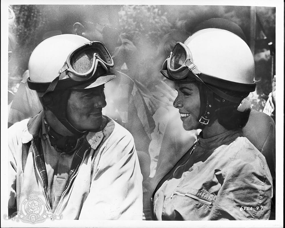 ビキニガール・ハント／奔放なビキニをいっぱいにする方法の画像