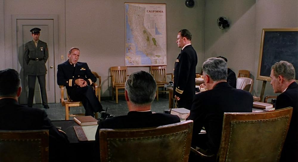 「ケイン号の叛乱」ハンフリー・ボガートの画像