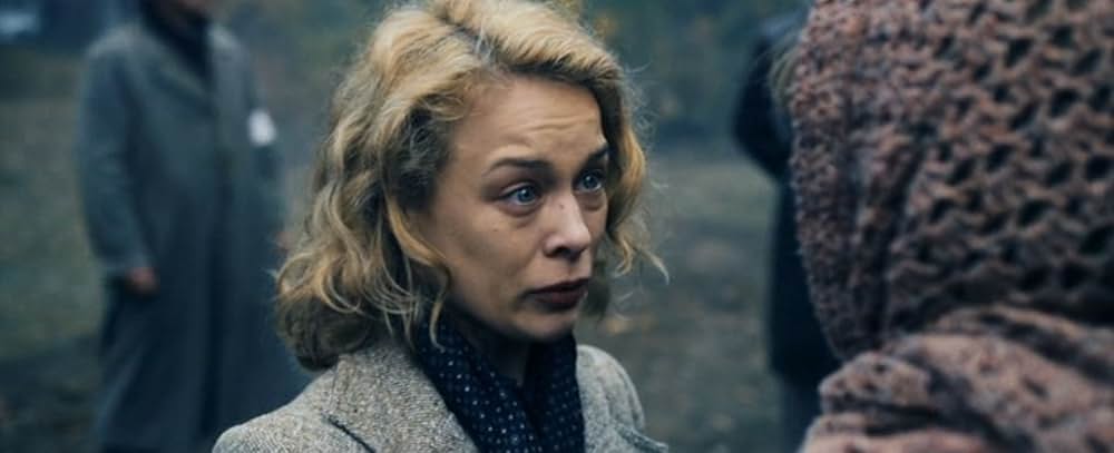 ステラ ヒトラーにユダヤ人同胞を売った女の画像