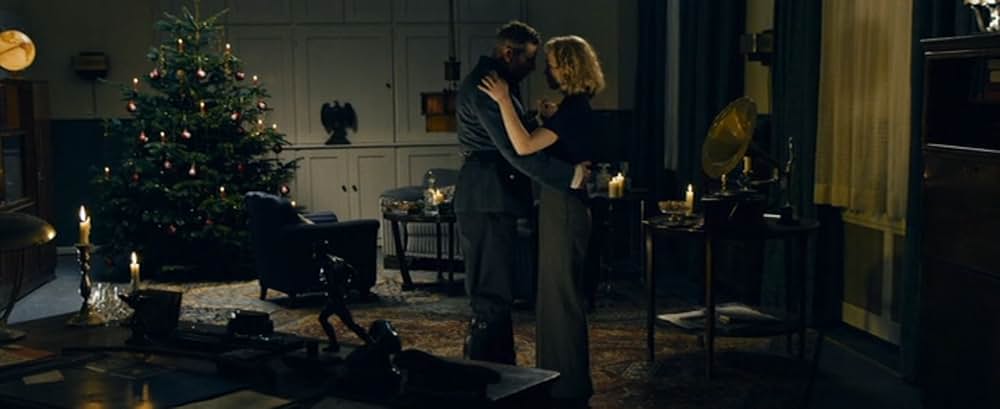 ステラ ヒトラーにユダヤ人同胞を売った女の画像