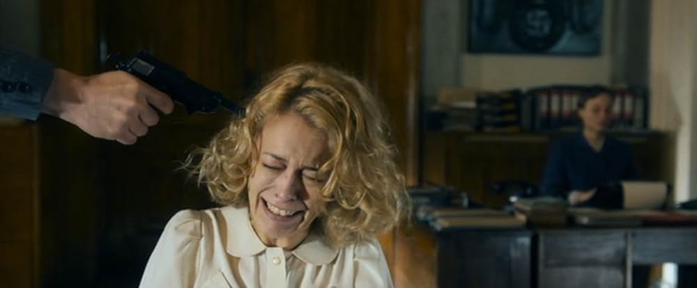 ステラ ヒトラーにユダヤ人同胞を売った女の画像